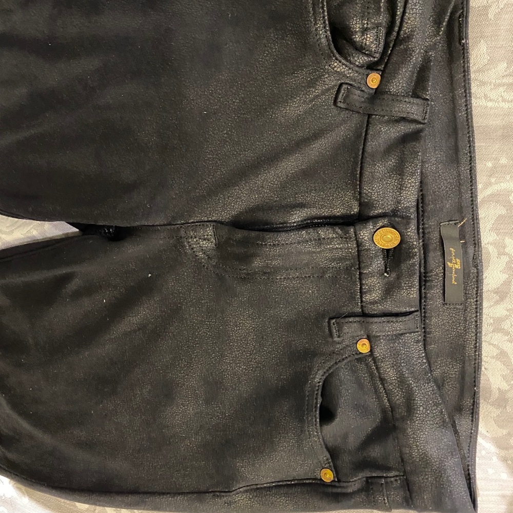 7 Jeans - Picture 3 of 4